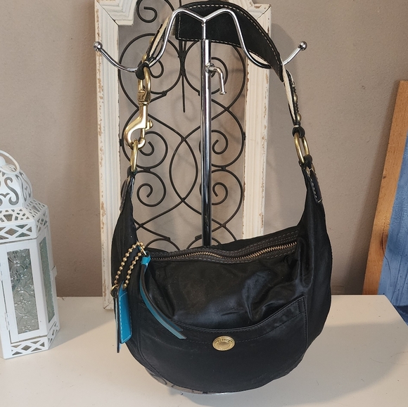 Coach Handbags - Coach Hampton Black Hobo Shoulder Bag